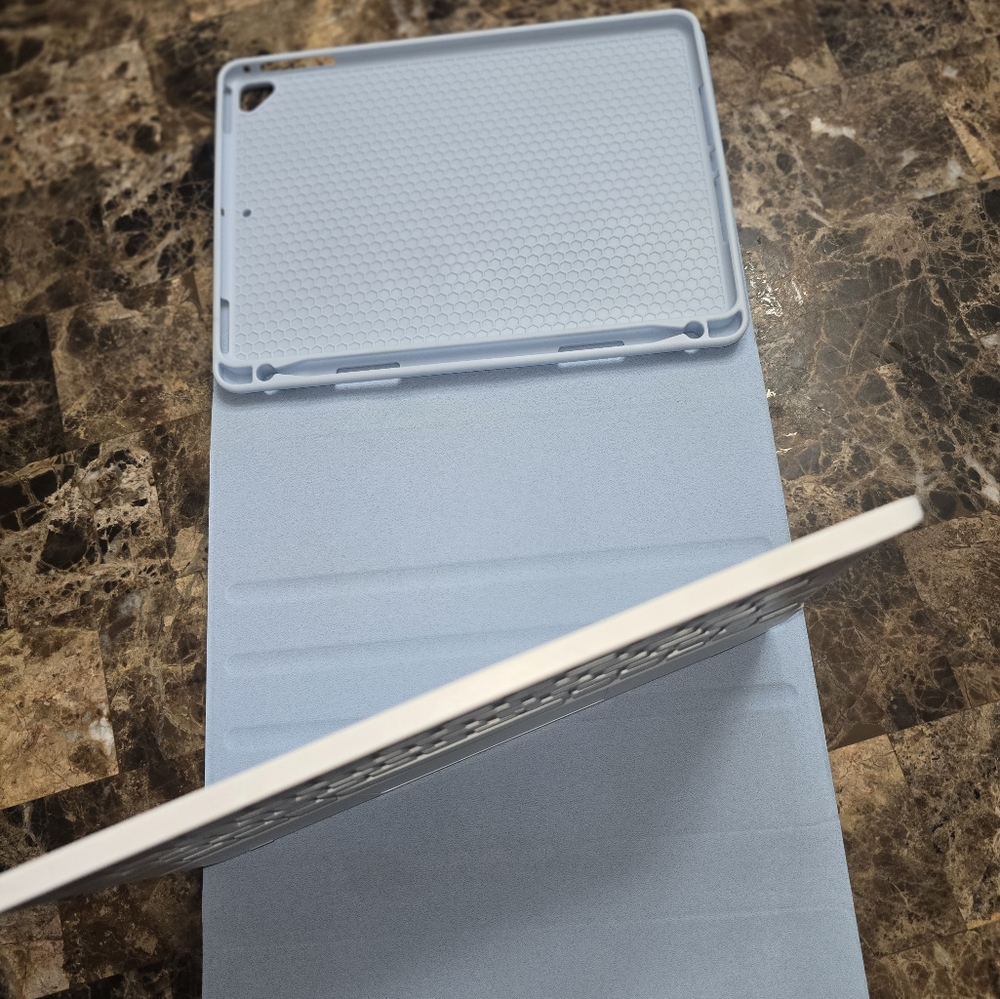 Bluetooth Keyboard Casefor Tablet - Picture 8 of 15